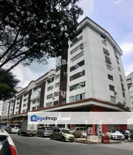 Megan Phoenix  Len Sen Cheras Connaught Ground Floor, Kuala Lumpur, Cheras