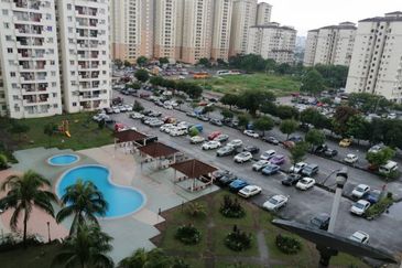 Pandan Court, Taman Pandan Mewah