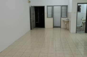 Pandan Court, Taman Pandan Mewah