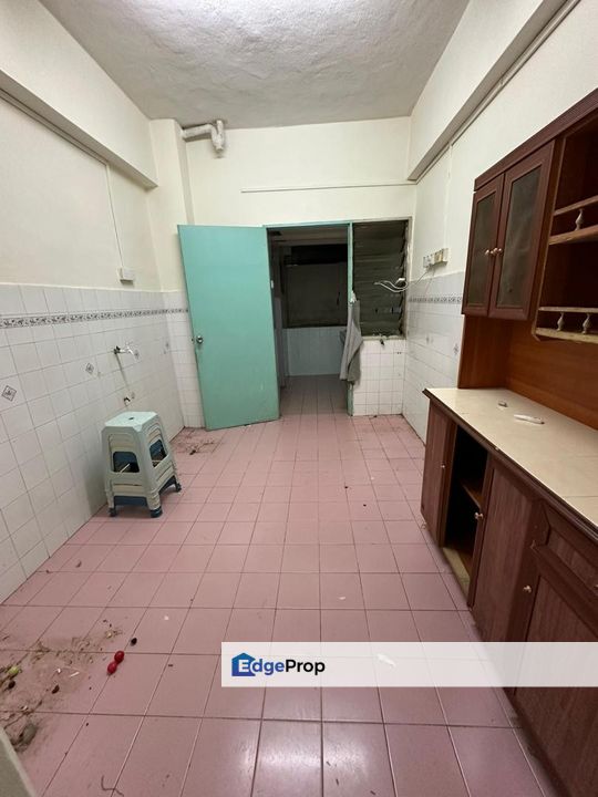 Apt Cheras Perdana Ria Bandar Tun Hussien Onn First Floor With Lift, Selangor, Batu 9th Cheras