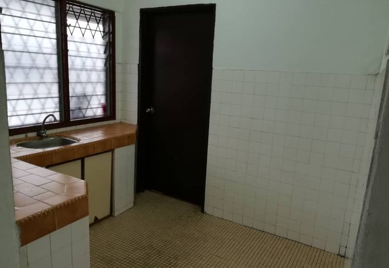 Perdana Villa Deluxe, Taman Pandan Perdana