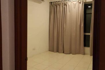 Green Suria Apartment