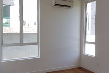 Bandar Sungai Long Tropicana Zero Lot Bungalow