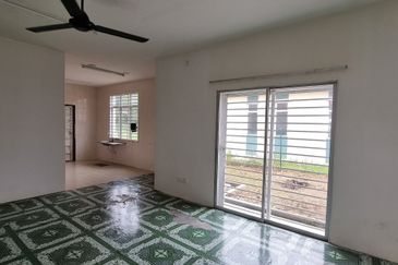 Bandar Tasik Senangin