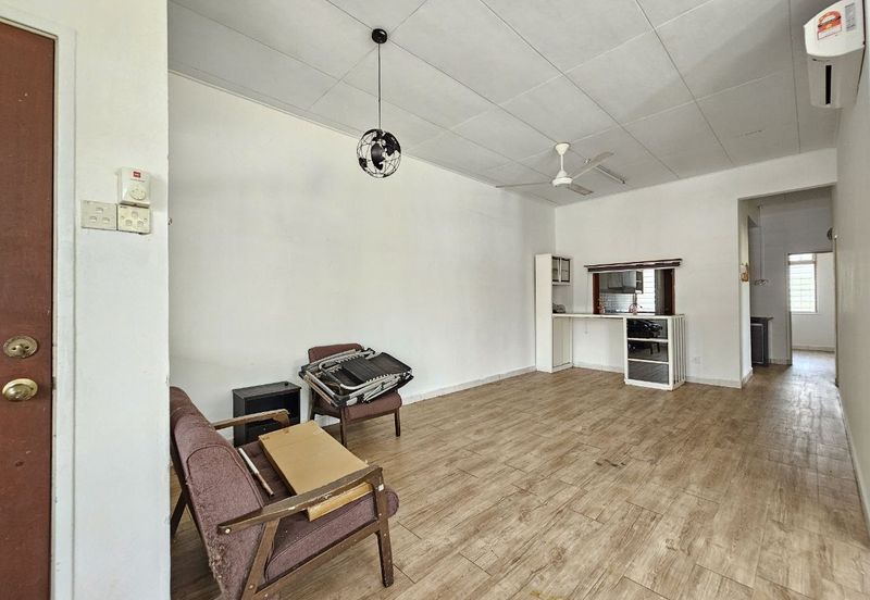 Desa Pinggiran Tanjung