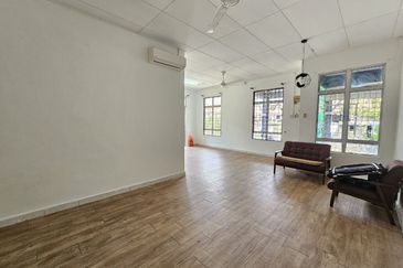 Desa Pinggiran Tanjung