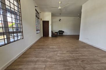 Desa Pinggiran Tanjung