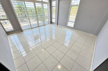 Bangi Avenue 3, Seksyen 7