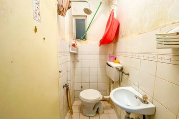 Astana Alam Apartment