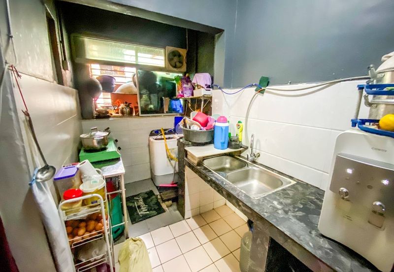 Astana Alam Apartment