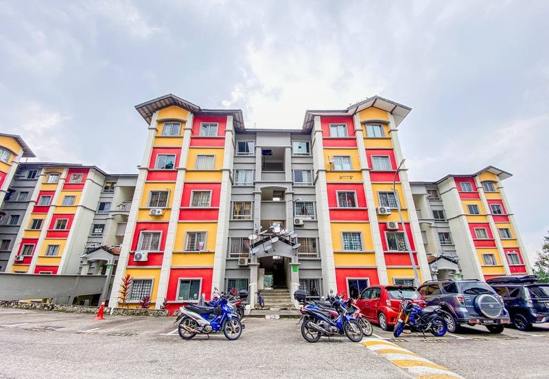 Astana Alam Apartment