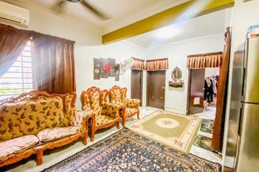 Astana Alam Apartment