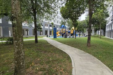 Simfoni Apartment @ Eco Majestic (Rumah Selangorku)