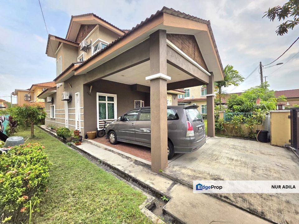 Bungalow Double Storey Desa Pinggiran Putra Kajang Nearby Putrajaya, Selangor, Kajang