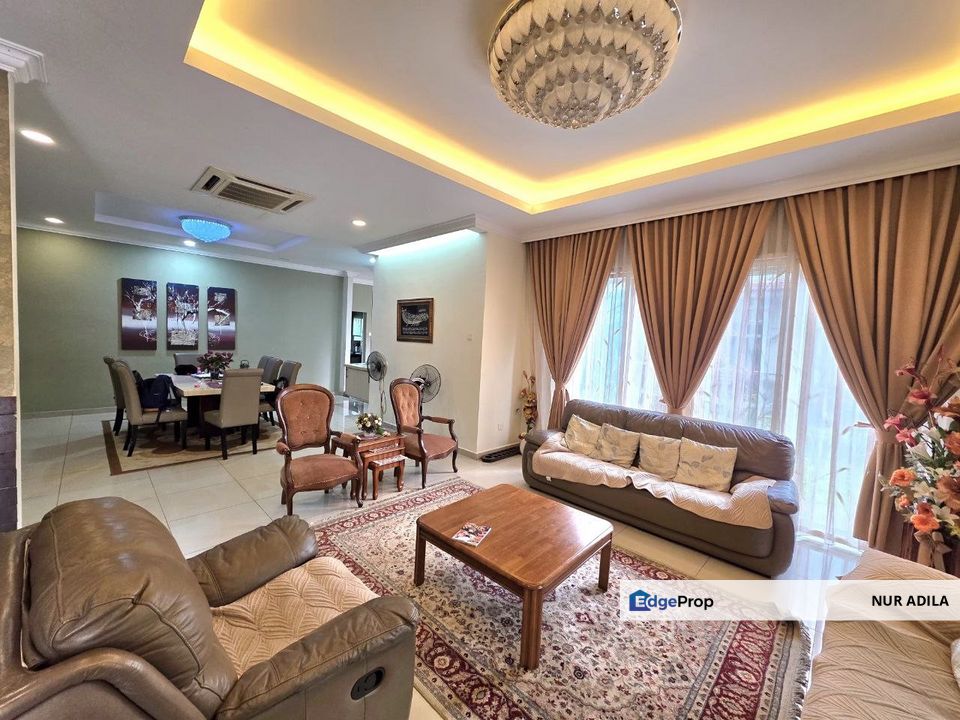 Bungalow Double Storey Desa Pinggiran Putra Kajang Nearby Putrajaya, Selangor, Kajang