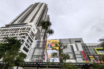 Corner Unit, Condominium Duplex, Centrus SOHO-1, Cyberjaya