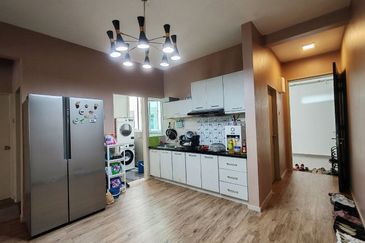 Ehsan Residence Condominium