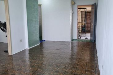 Pangsapuri Putra Damai