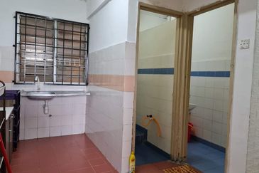 Pangsapuri Putra Damai