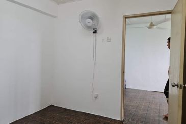 Pangsapuri Putra Damai