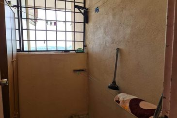 Pangsapuri Putra Damai