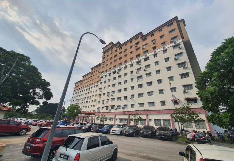 Pangsapuri Tun Teja 1