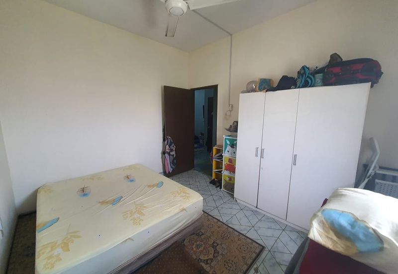 Pangsapuri Tun Teja 1