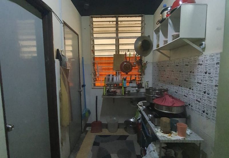 Pangsapuri Tun Teja 1