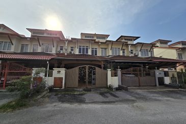 Taman Tropika