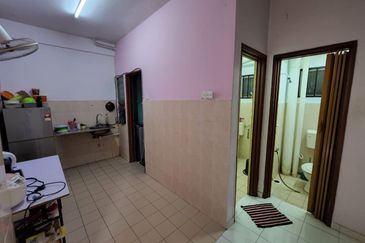 Selesa I-Resort Apartment