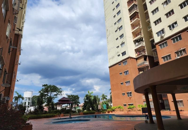 Selesa I-Resort Apartment