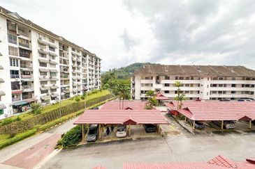 Desa View Towers Apartment