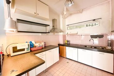 Desa View Towers Apartment