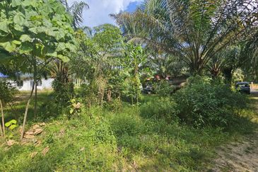 Tanah Lot Pekan Salak