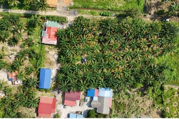Tanah Lot Pekan Salak
