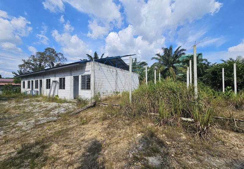 Tanah Lot Pekan Salak