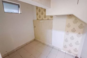 Desa Pinggiran Tanjung