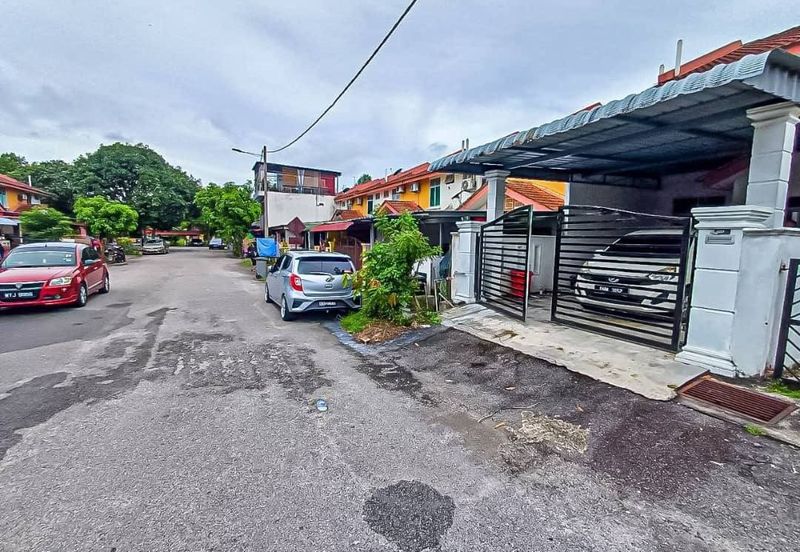 Desa Pinggiran Tanjung