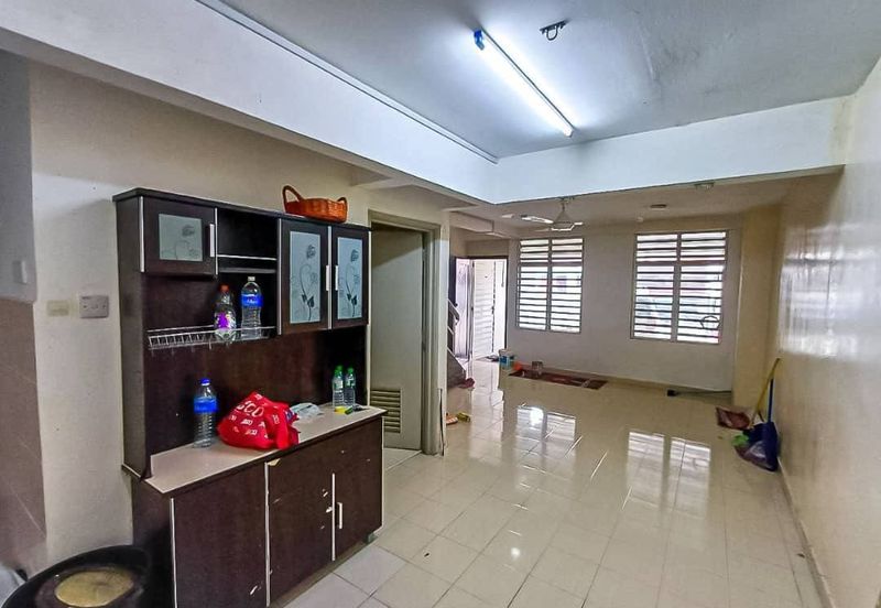 Desa Pinggiran Tanjung