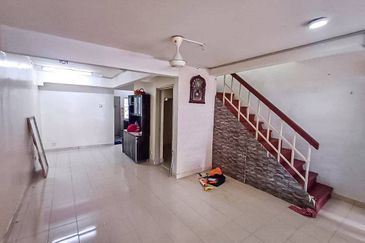 Desa Pinggiran Tanjung