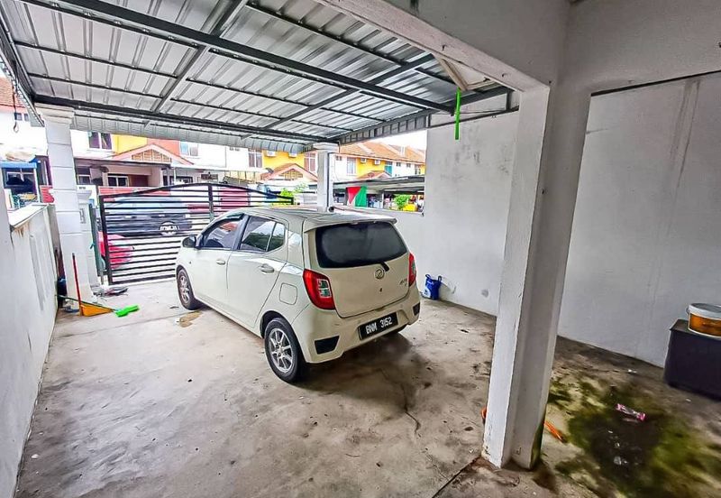 Desa Pinggiran Tanjung