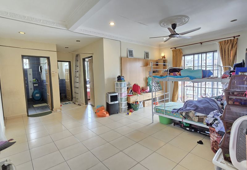 Putra Hill Residency