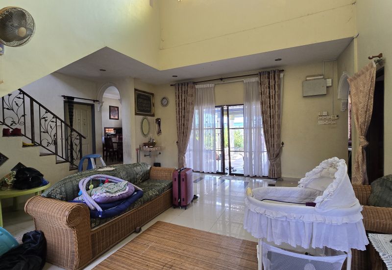 Putra Hill Residency