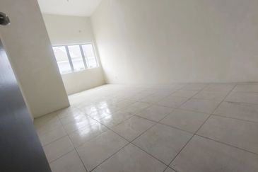 TAMAN LAPANGAN INDAH