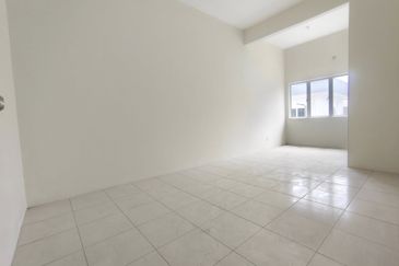 TAMAN LAPANGAN INDAH