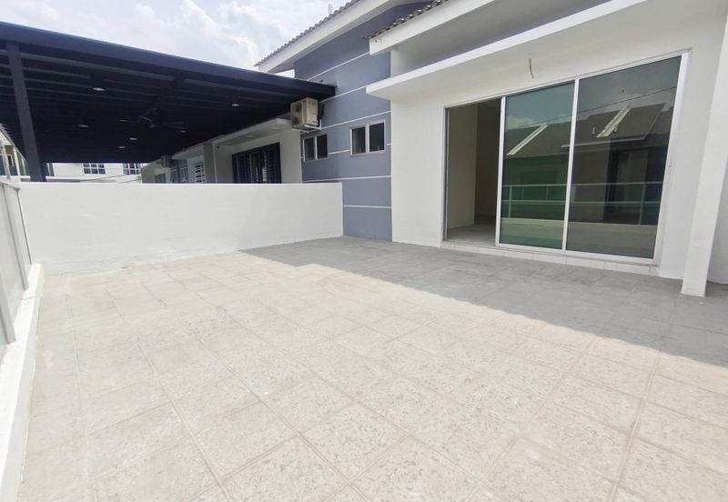 TAMAN LAPANGAN INDAH