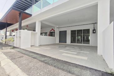 TAMAN LAPANGAN INDAH