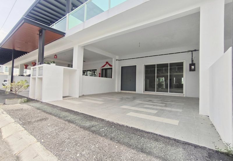 TAMAN LAPANGAN INDAH