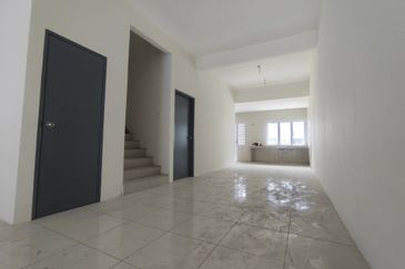 TAMAN LAPANGAN INDAH