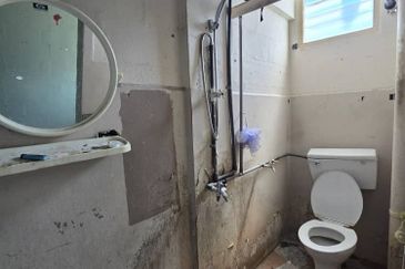 Flat Taman Mewah Bercham